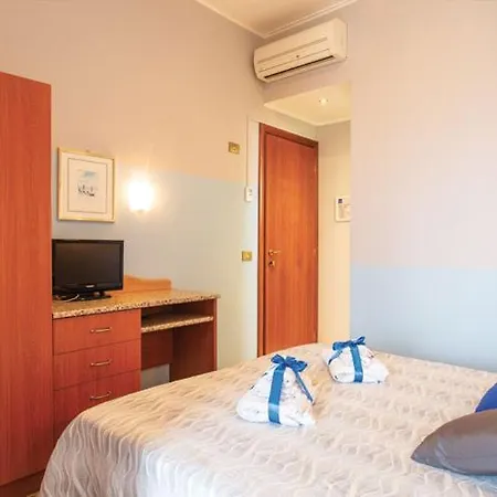 Hotel Tritone