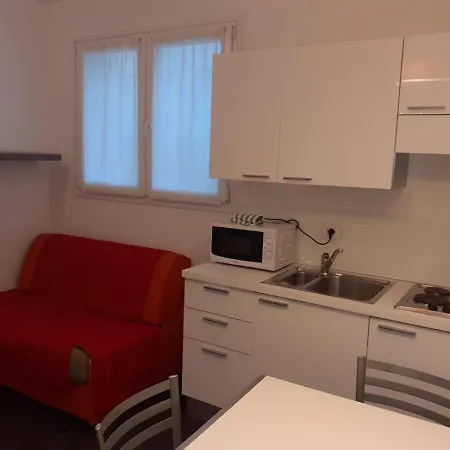 Aparthotel Gori 3*