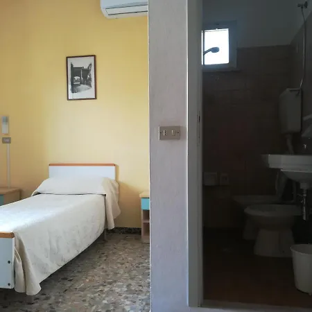 Hotel Pigalle *