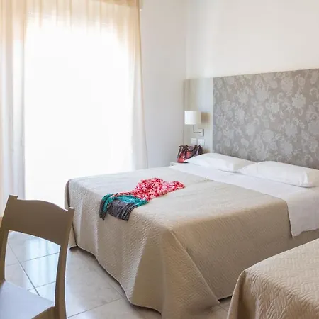 Ridens Hotel 2*