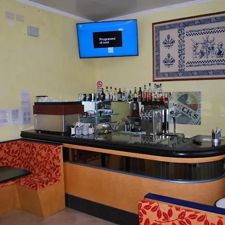 Hotel Numi 2*