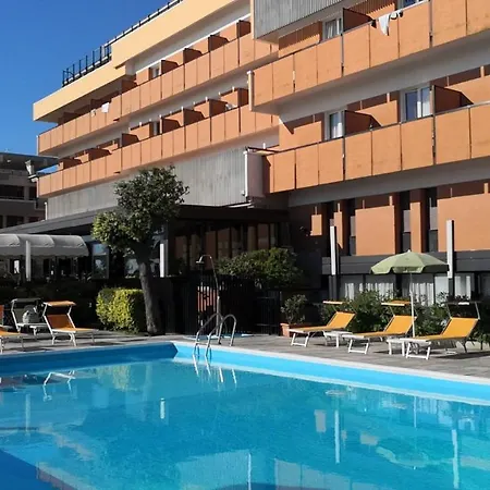 Park Hotel 4*