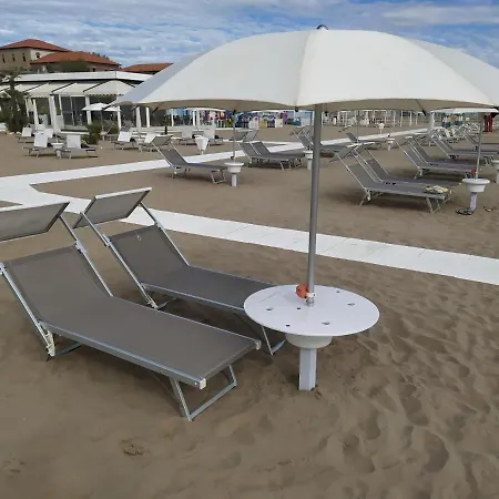 Hotel Naica 3*
