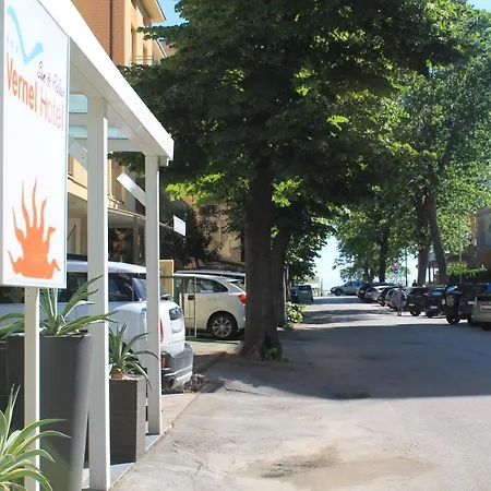 Hotel Vernel