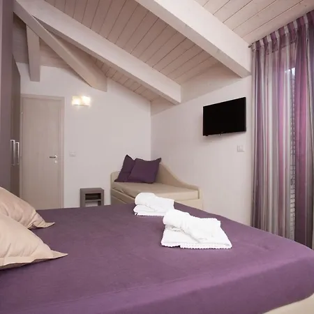 Gioia Hotel 3*