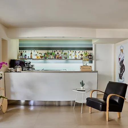 La Fenice Hotel