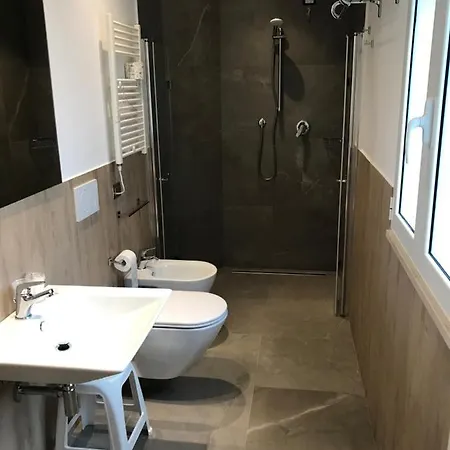Ricchi Hotel