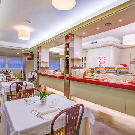 La Fenice Hotel