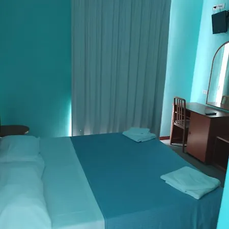 Hotel Blue Moon