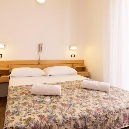 Hotel Lexington 3*