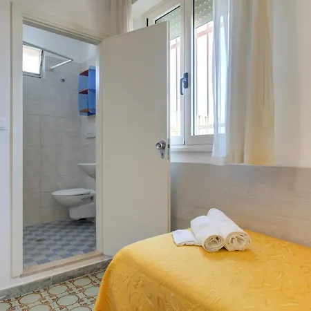 Nella Hotel