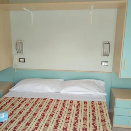 Guest house Nanni Garni 2*