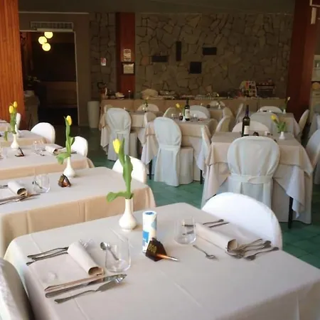 Hotel Airone