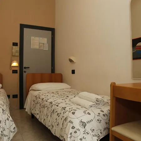 Hotel Dina