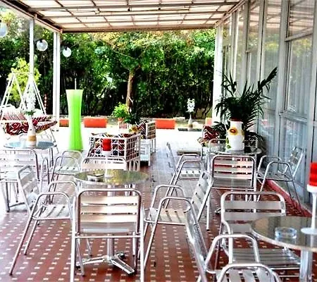 Be Hotel 3*
