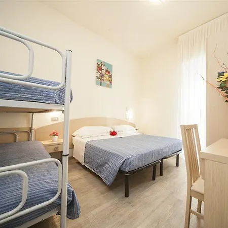 Miriam Hotel 3*