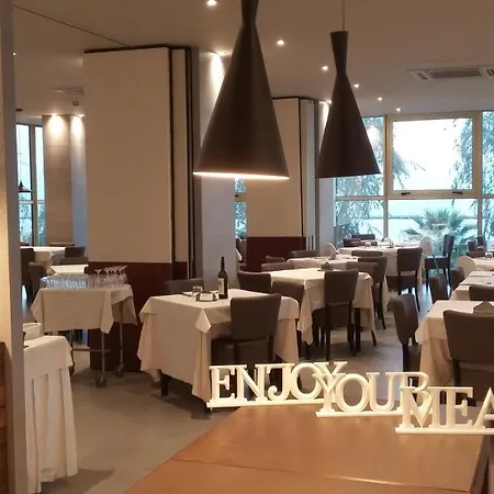 Ambienthotels Panoramic Hotel 3*