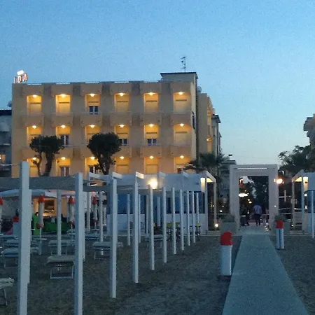 Hotel Ida 3*