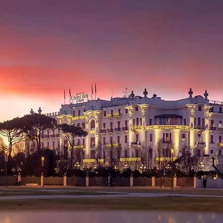 Hotel Grand 5*