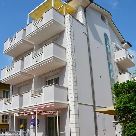 מלון דירות Residenza Aurora Del Mare *