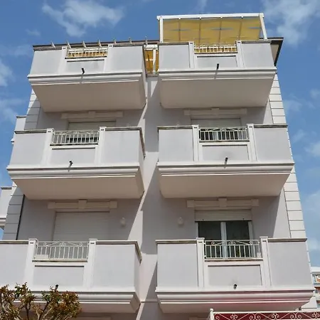 Residenza Aurora Del Mare * רימיני