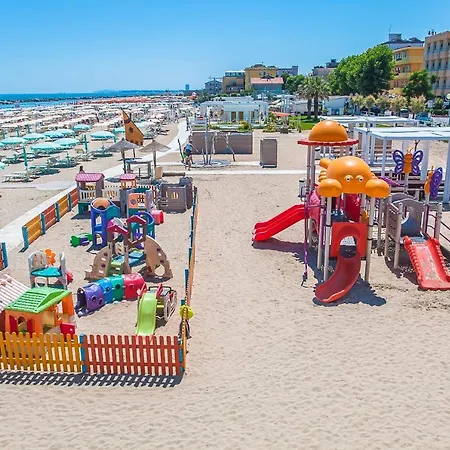 Residenza Aurora Del Mare מלון דירות *