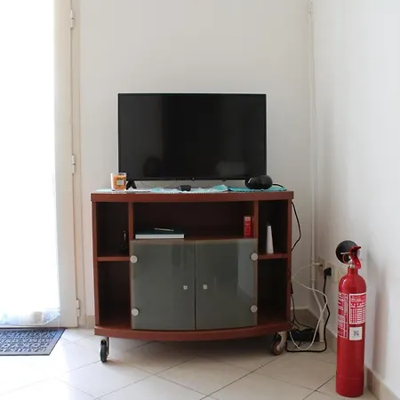 Sea Sweet Apartment *