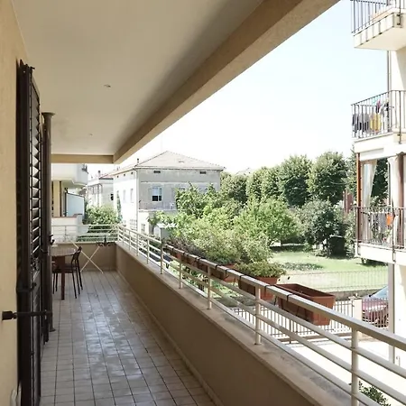 Viserba Holidays Римини