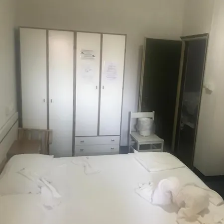 Hotel Iris 2*