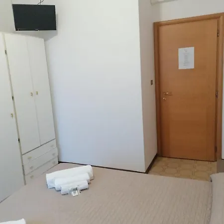 Hotel Magriv 3*