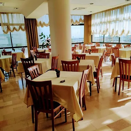 Hotel Alcazar