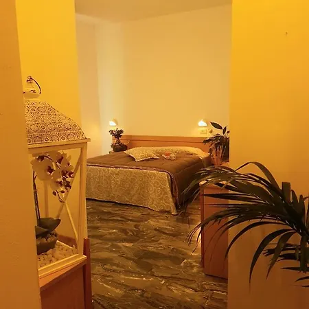 Hotel Romantica 3*