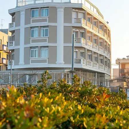 Baia Imperiale Hotel 4*