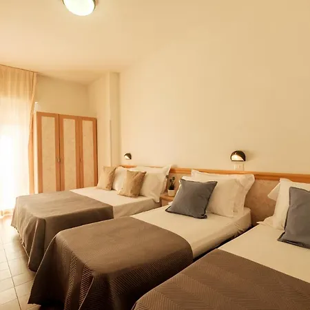 Oceanic Hotel 3*