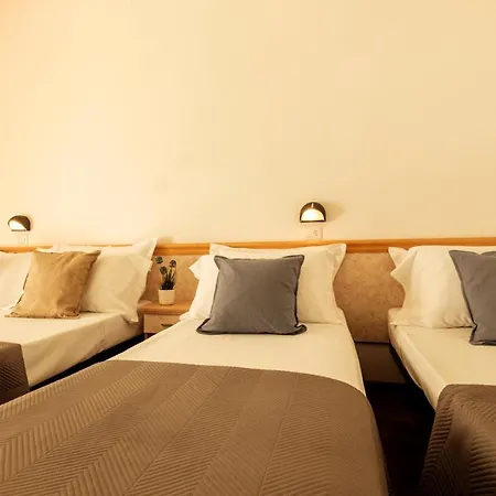 Hotel Oceanic 3*