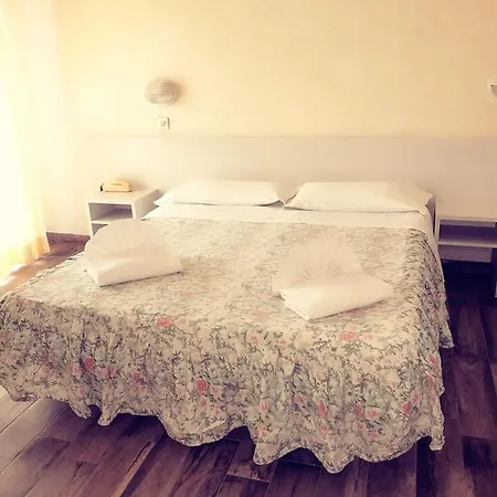 Brenta 3* Viserbella di Rimini