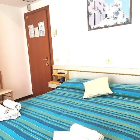 Alcazar 3* Rimini