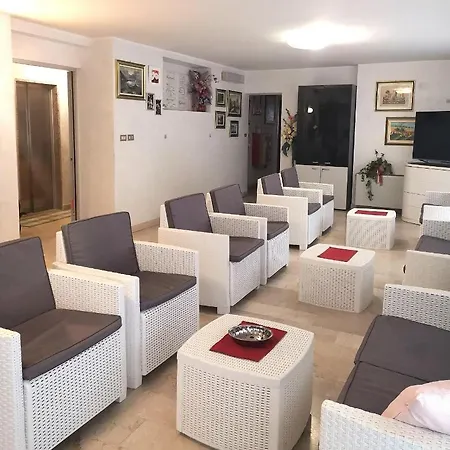 Alcazar 3* Rimini