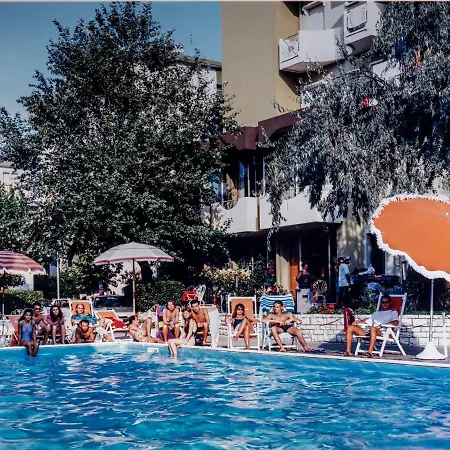 Oceanic Hotel