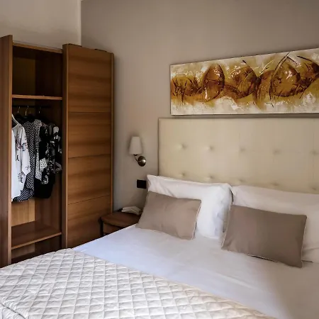 Hotel Bridge 3*