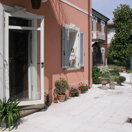 Al Mare, Marina Centro Area Of ​​rimini Holiday home *