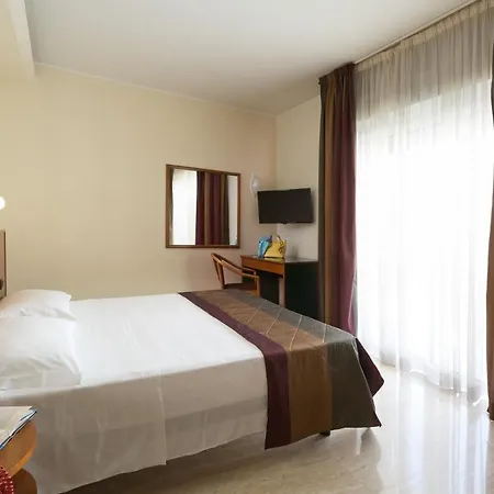 Astoria Отель 4*