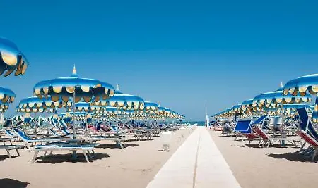Otel Sandra 3*