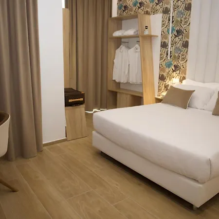 Hotel One Design