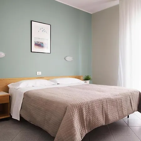 Hotel Junior 3*