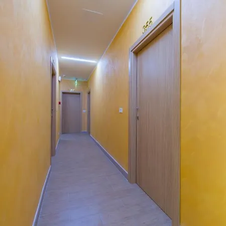 Adria Nuova 3* Римини