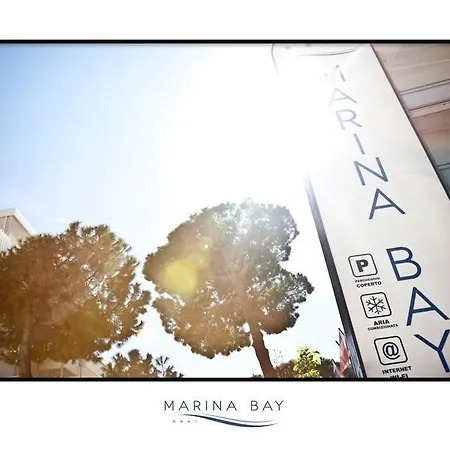 Marina Bay 3*