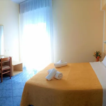 Hotell Hotel Corona