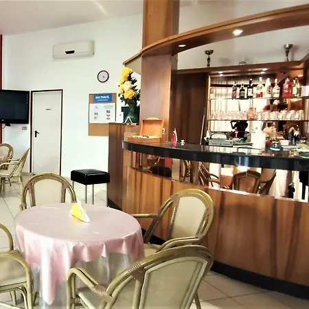 Rossella Hotel