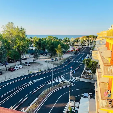 Hotel Naica 3*